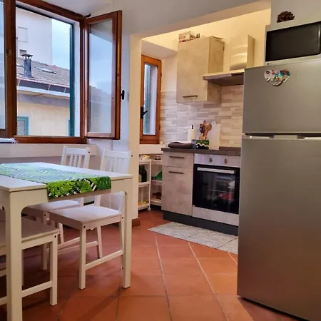 Rustico Moderno Del Centro * Портоферрайо